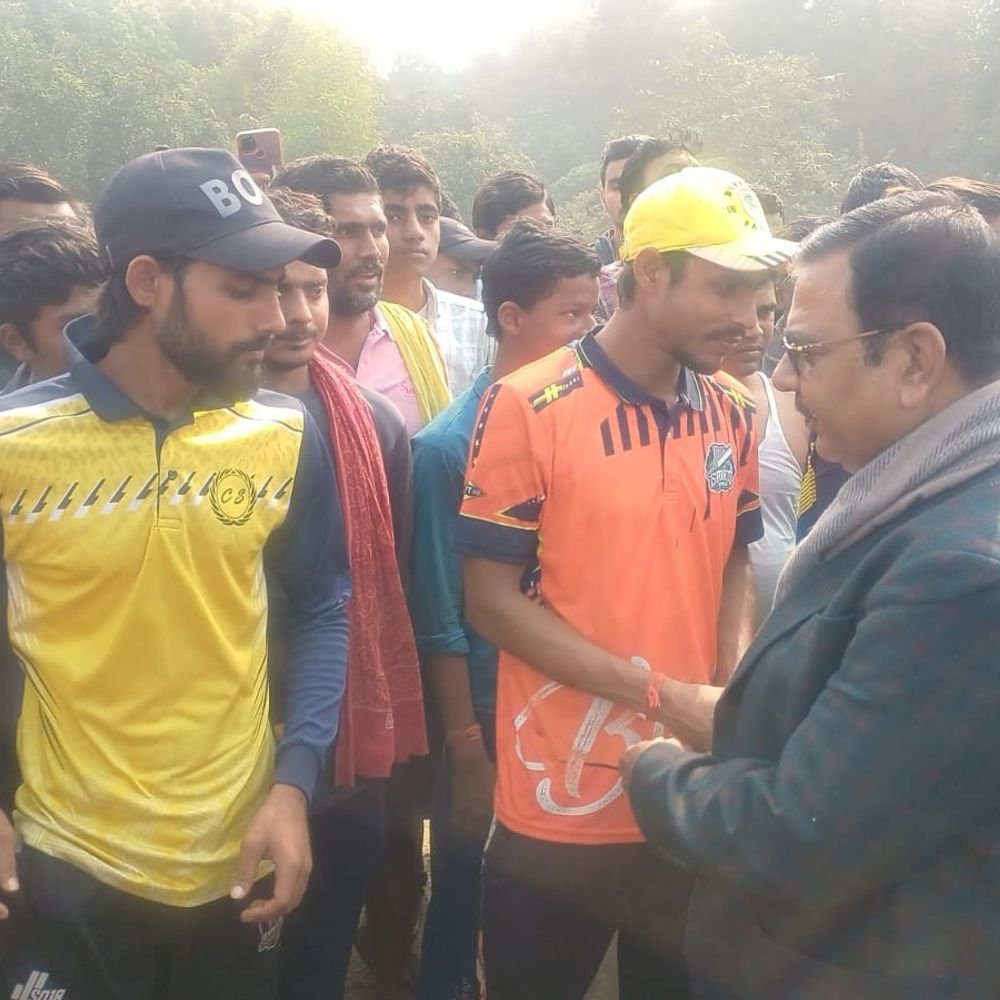 तेमथा ने कन्हैयाचक प्रीमियर लीग फाइनल जीता खगड़िया में पूर्व विधायक डॉ संजीव कुमार ने किया उद्घाटन कड़ा रहा मुकाबला…